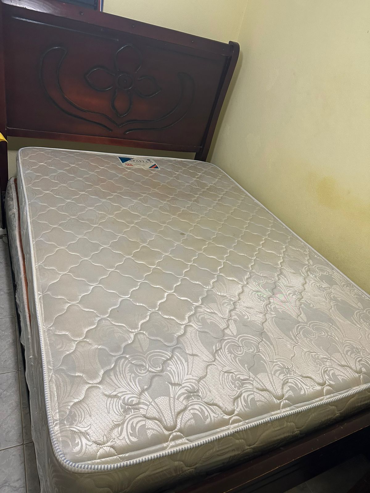 muebles y colchones - CAMA QUEEN 0