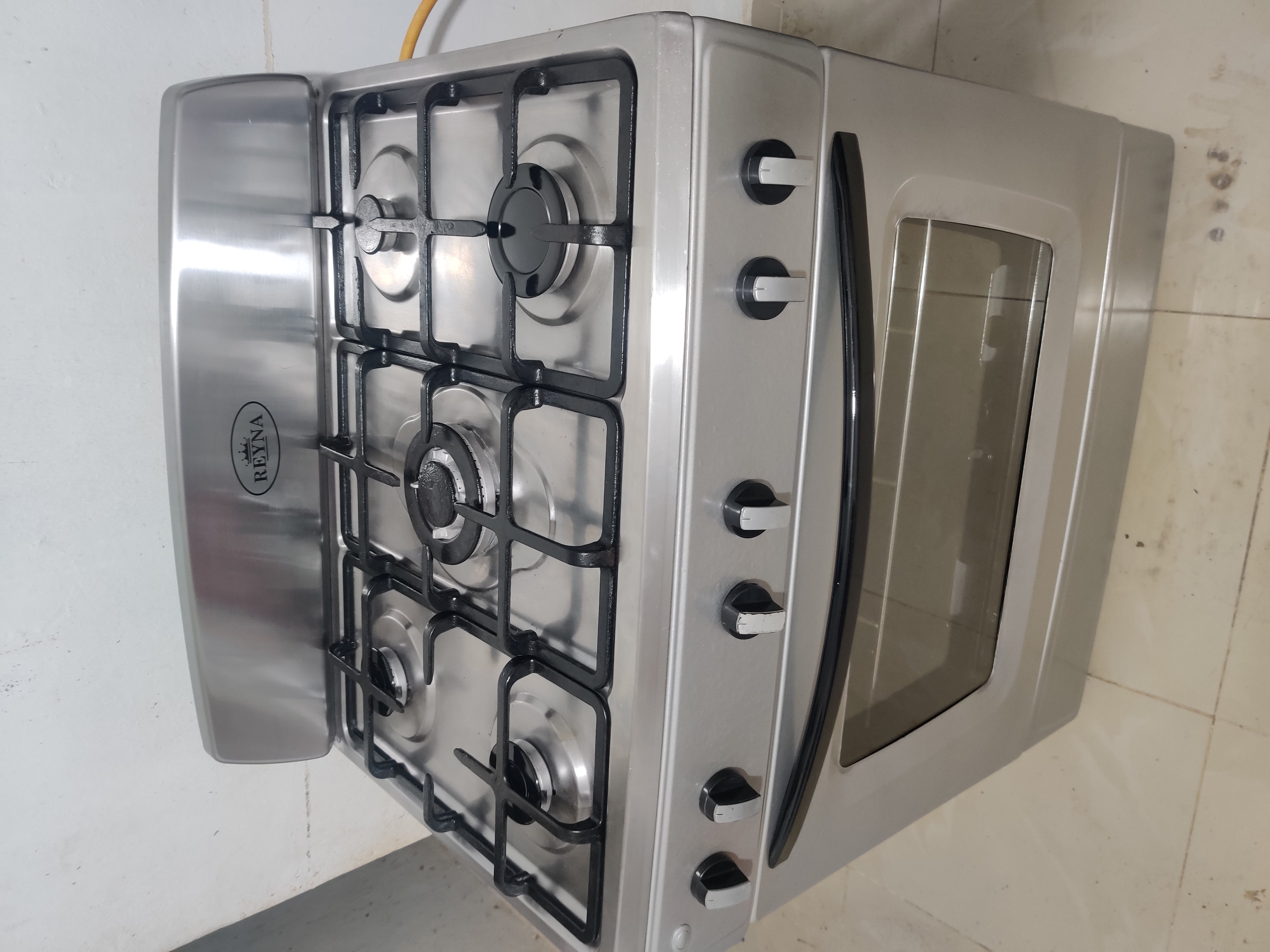 electrodomesticos - Estufa de 30 pulgadas de 5 hornillasen excelente condiciones con garantía. 5