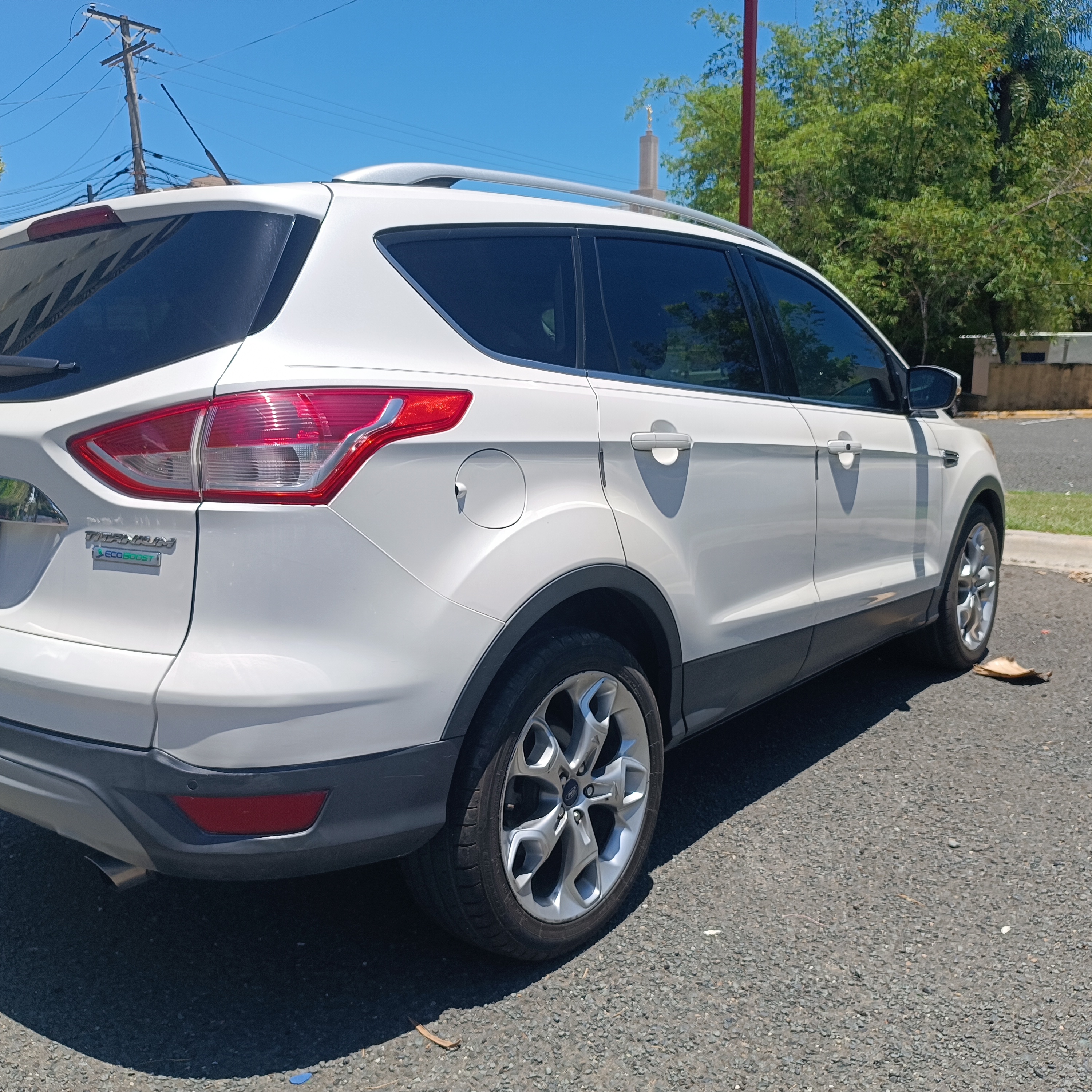 jeepetas y camionetas - 🔥 ¡OPORTUNIDAD! Ford Escape Titanium 2014 1