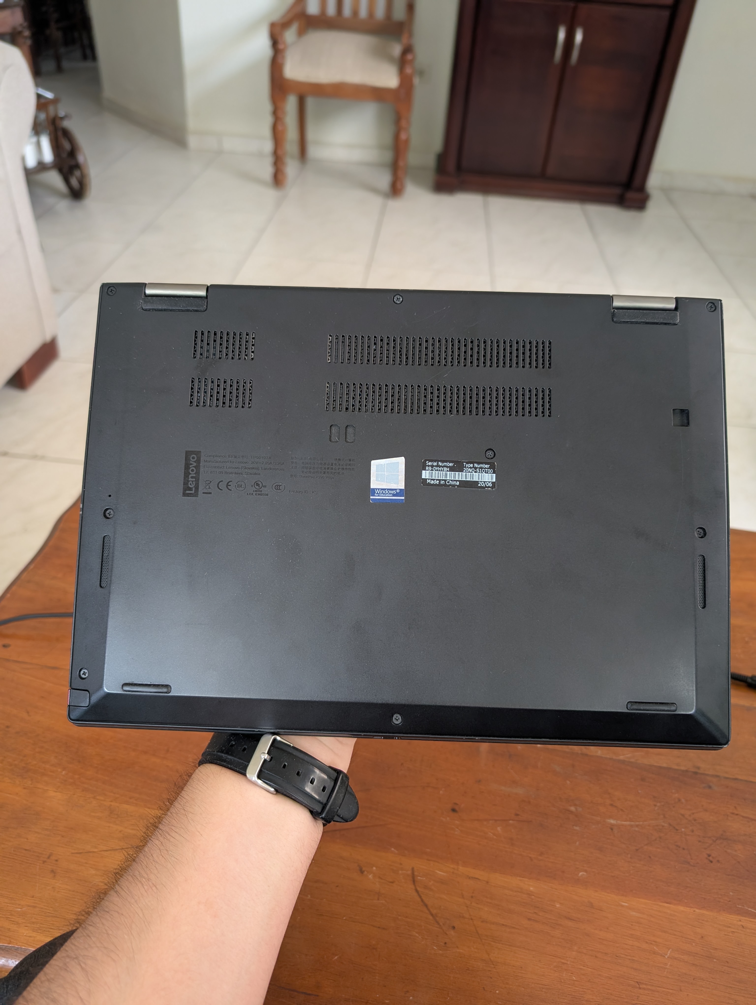 computadoras y laptops - Laptop Lenovo touch 2 en 1  4