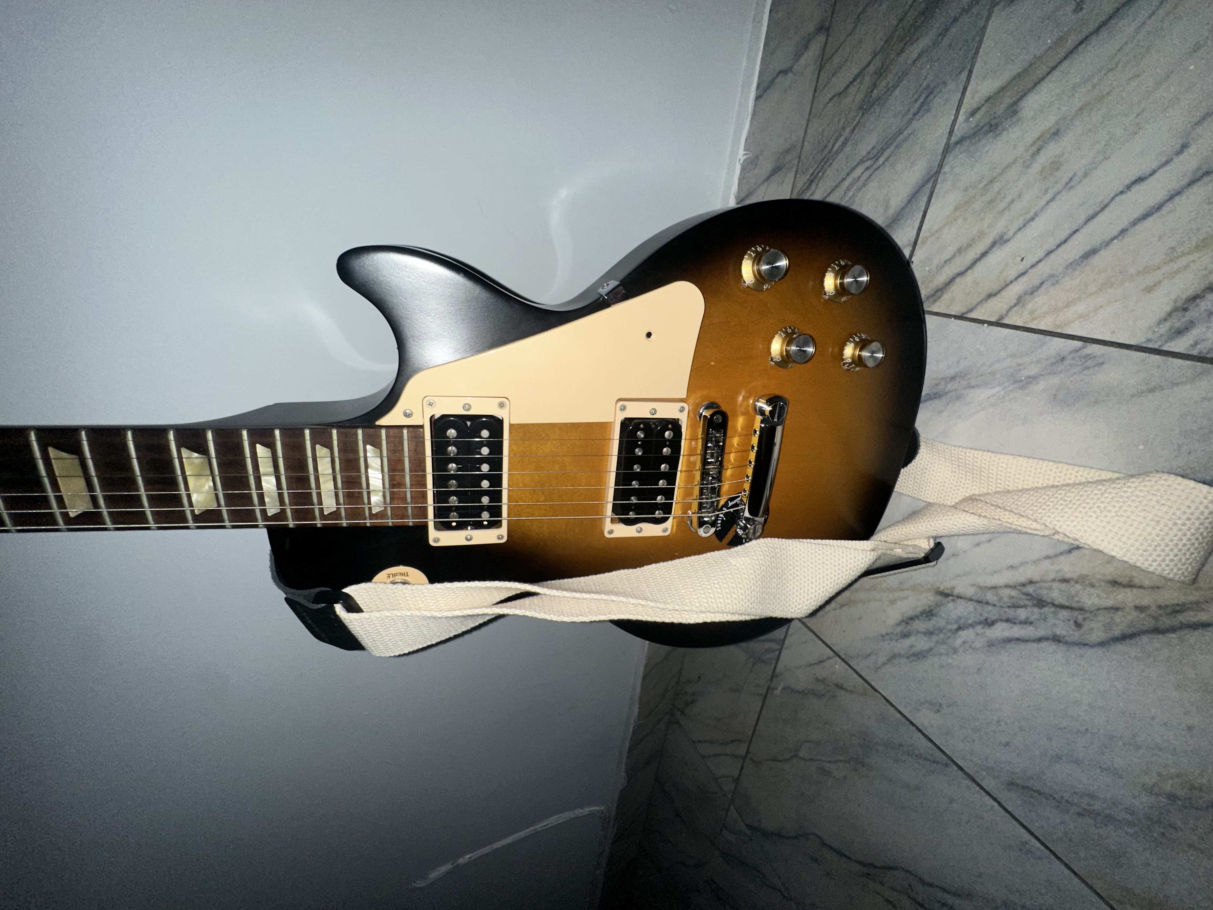 instrumentos musicales - GUITARRA GIBSON LES PAUL TRADITIONAL