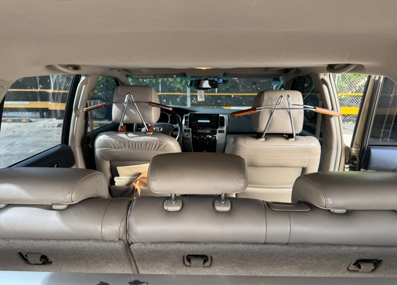 jeepetas y camionetas - Vendo Toyota 4runner 2006, excelente condiciones  3