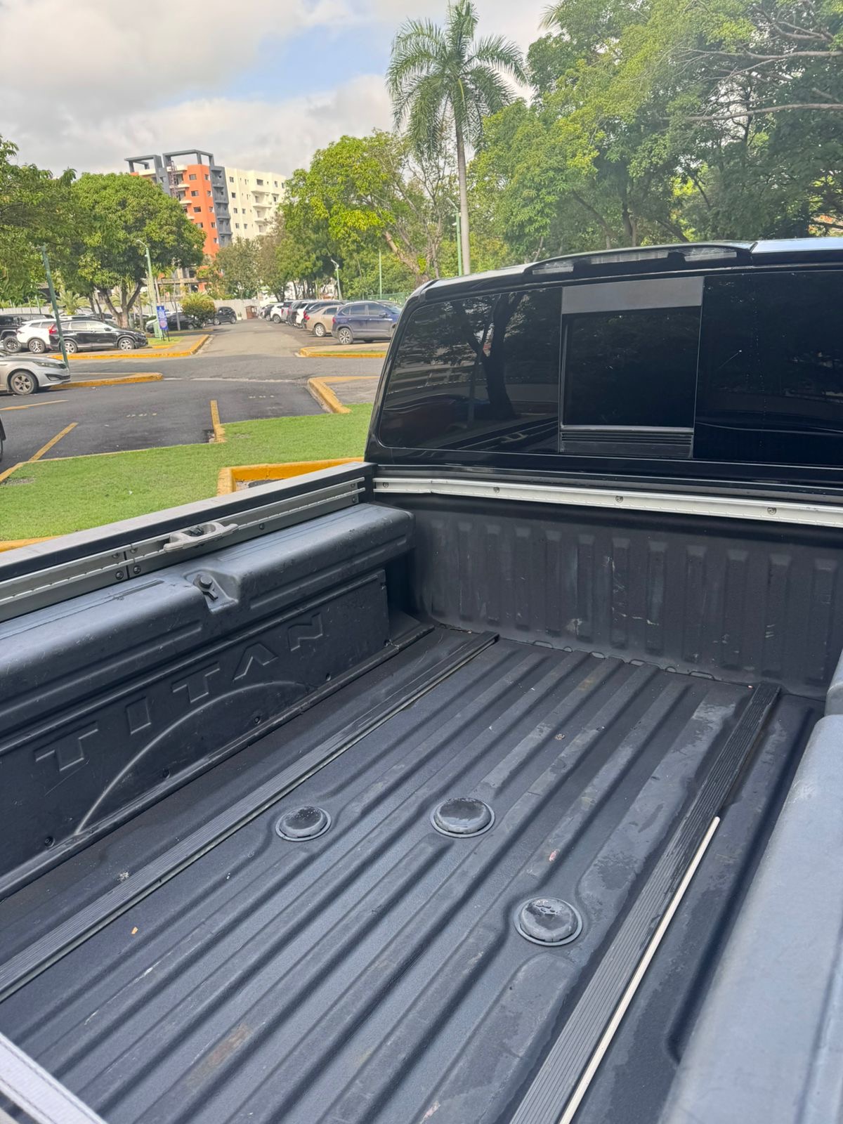 camiones y vehiculos pesados - Nissan Titán 2019  2