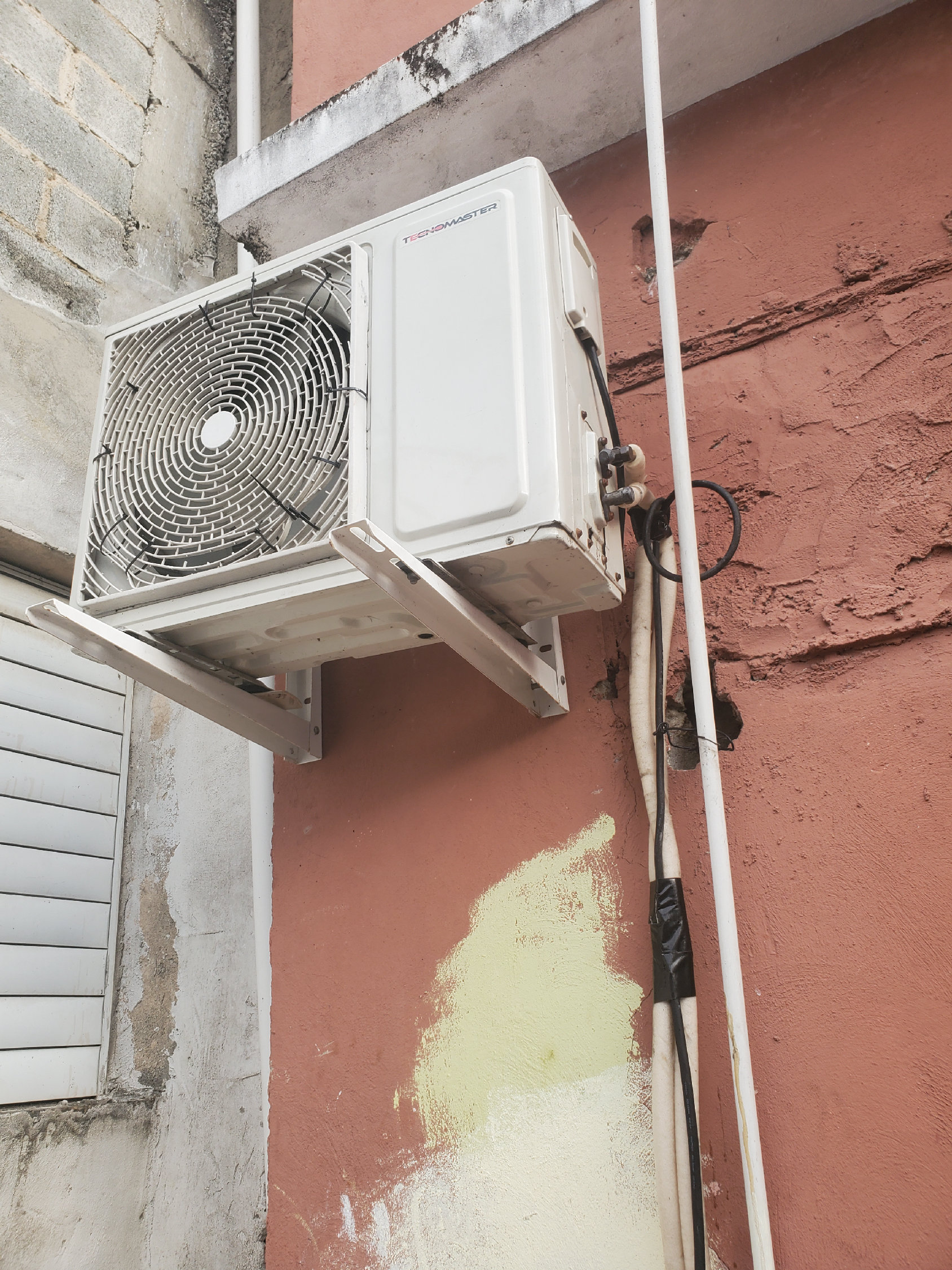 aires acondicionados y abanicos - aire tecnomaster  inverte para arreglar  2