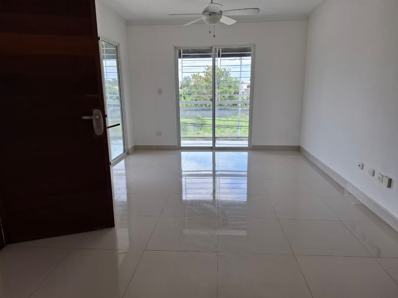 apartamentos - apartamento en alquiler con vista al mar  1