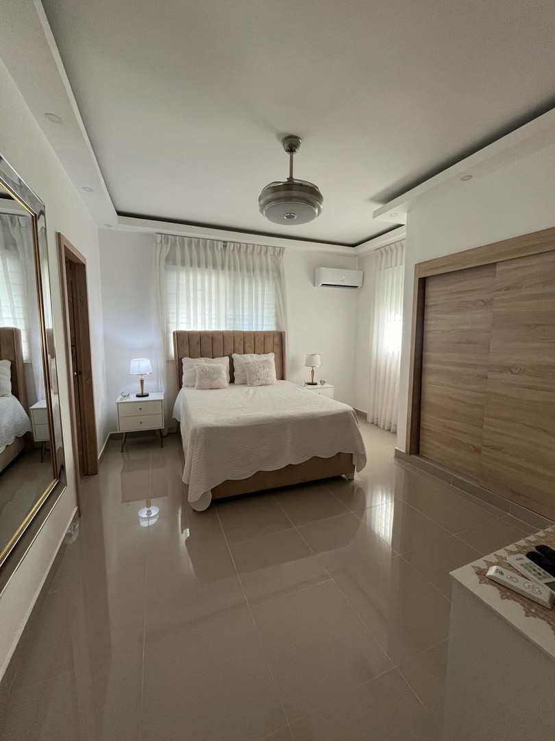 apartamentos - Se alquila Hermoso apartamento amueblado ubicado en las Américas, los frailes 7