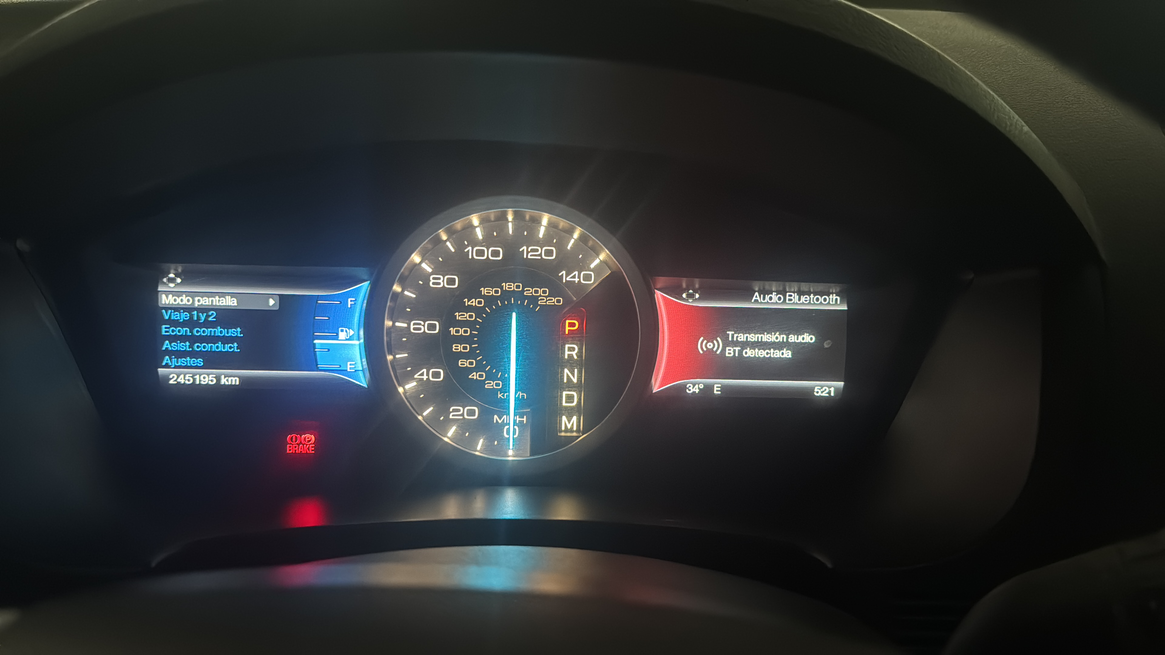 jeepetas y camionetas - Se vende de OPORTUNIDAD Ford explorer 2015 limited 0
