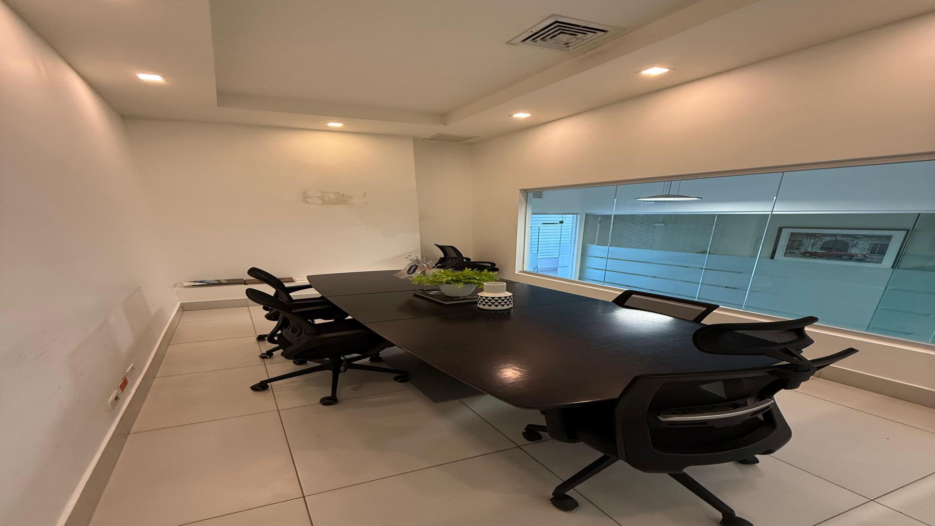 oficinas y locales comerciales - Piantini Centro Alquiler Local 1