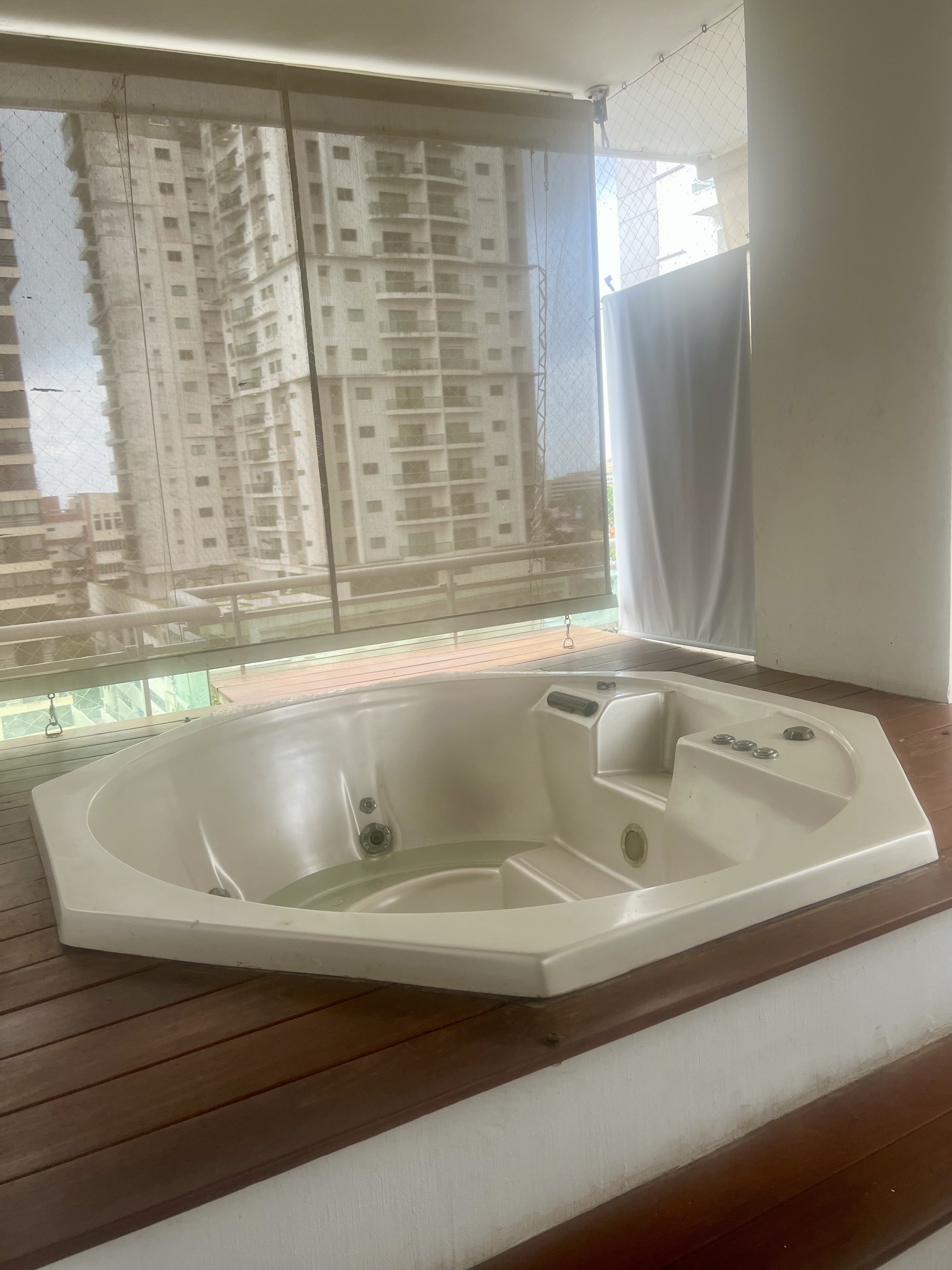 apartamentos - tipo Penhouse 2 pisos, walking closet, jacuzzi  1