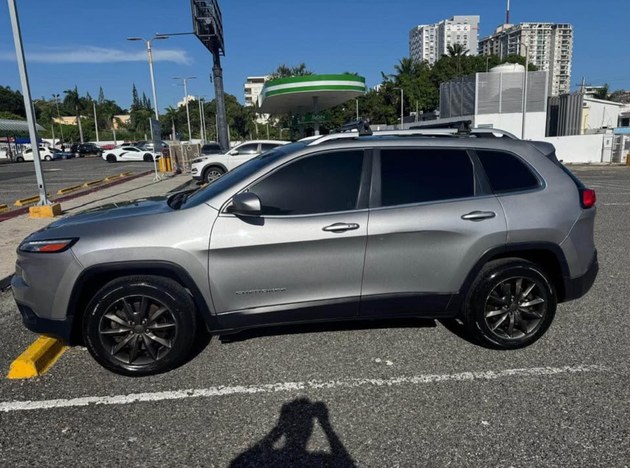 jeepetas y camionetas - ¡DE OPORTUNIDAD! JEEP CHEROKEE 2015 3