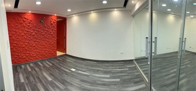 oficinas y locales comerciales - Local comercial en el Millon 1