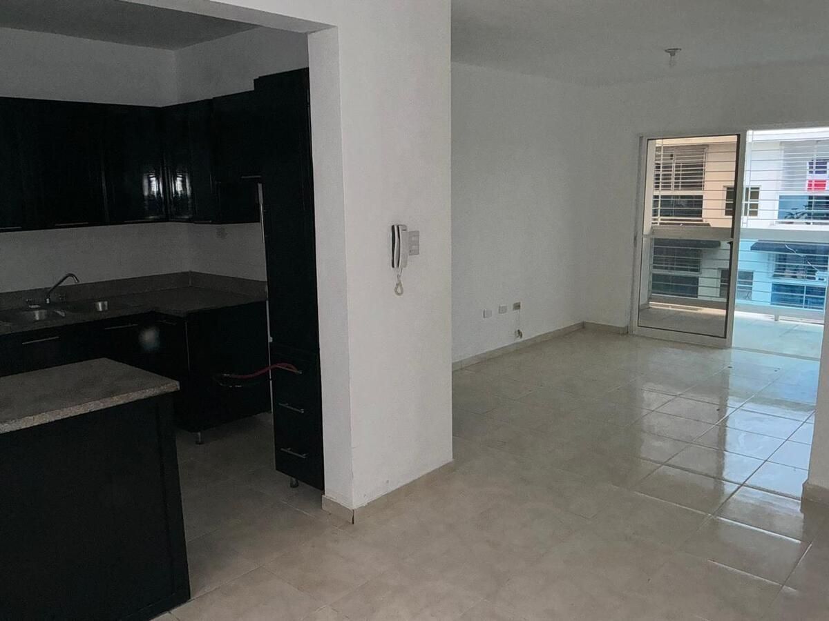 apartamentos - Apartamento en Las Cayenas de San Isidro 4to piso 