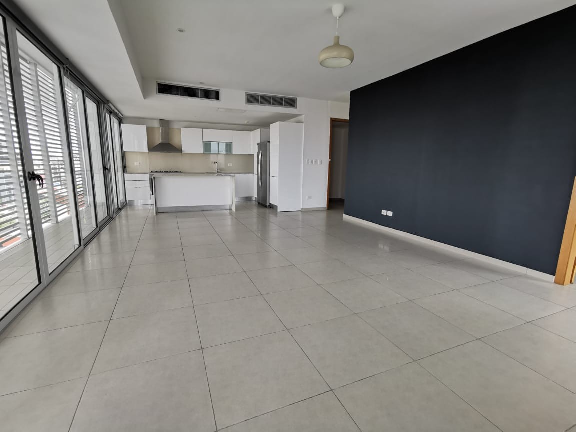 apartamentos - Apartamento en alquiler con línea blanca, Piantini!!
153 metros
 Piso 10
1800usd 2