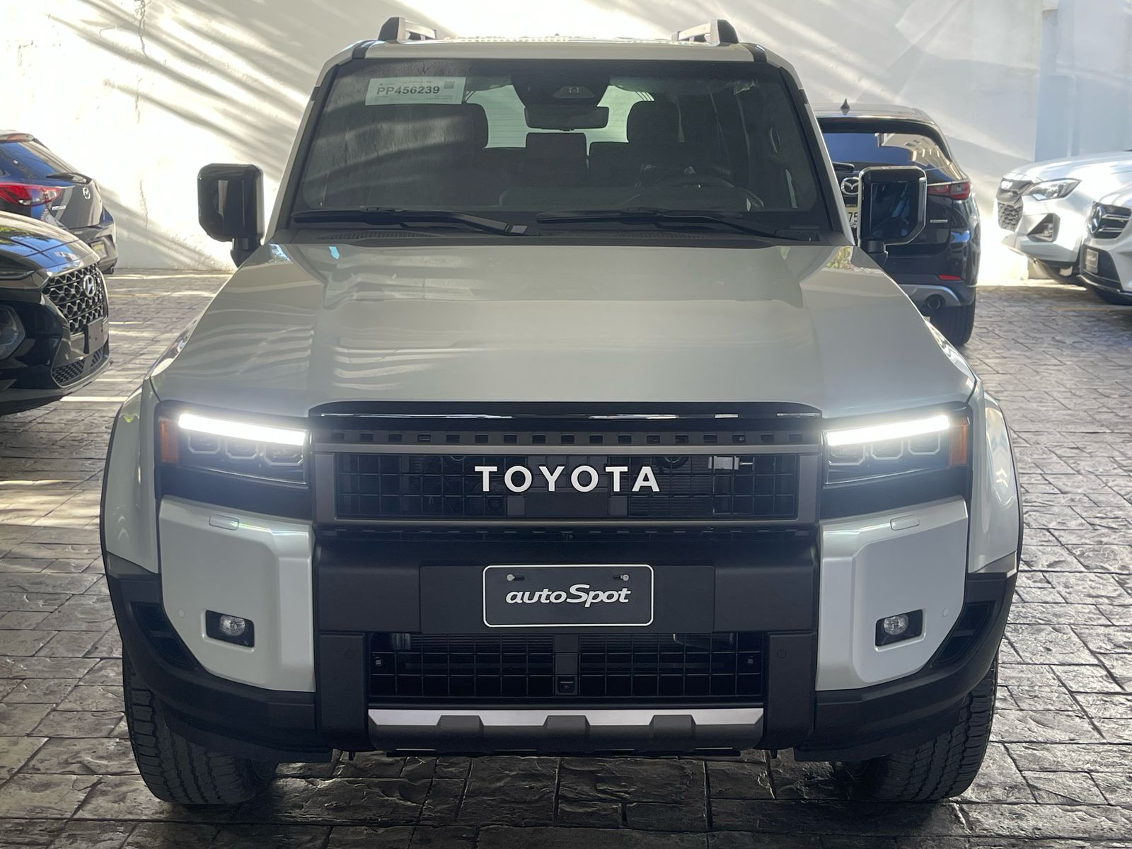 jeepetas y camionetas - Toyota Land Cruiser Prado Adventure 2025 5