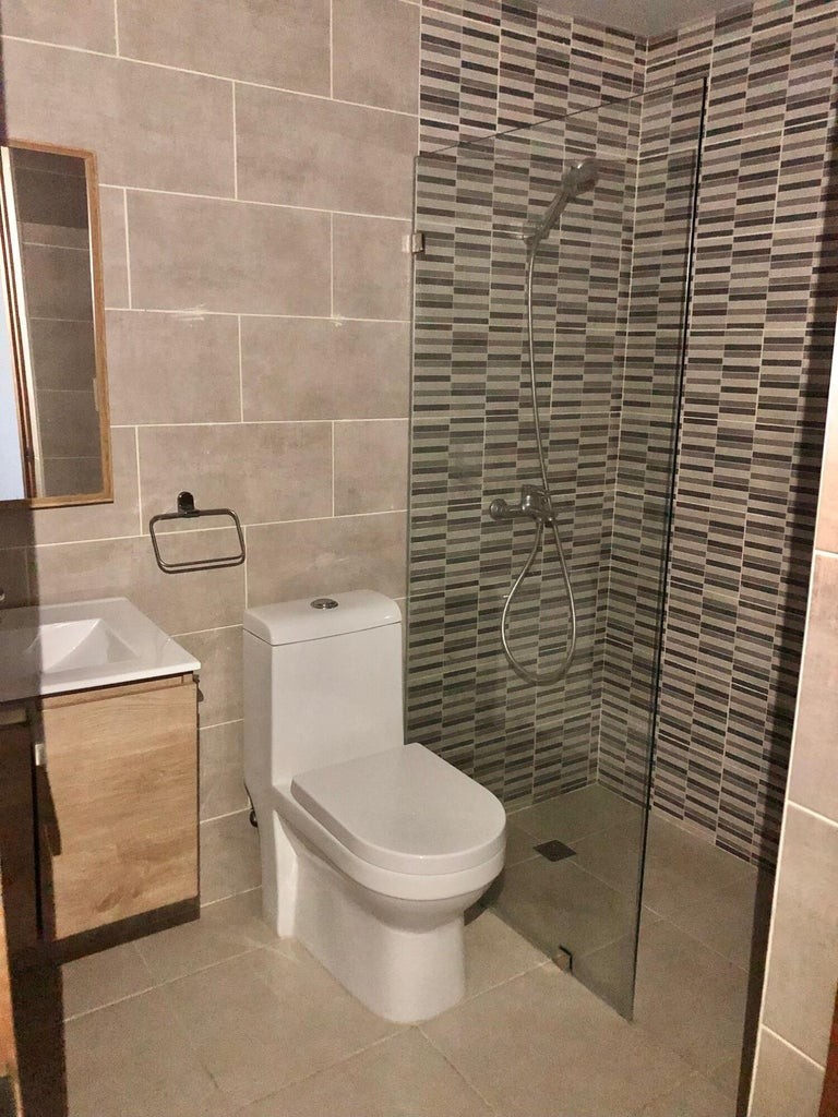 apartamentos - En alquiler Hermoso Apartamento en una segunda con terraza 3
