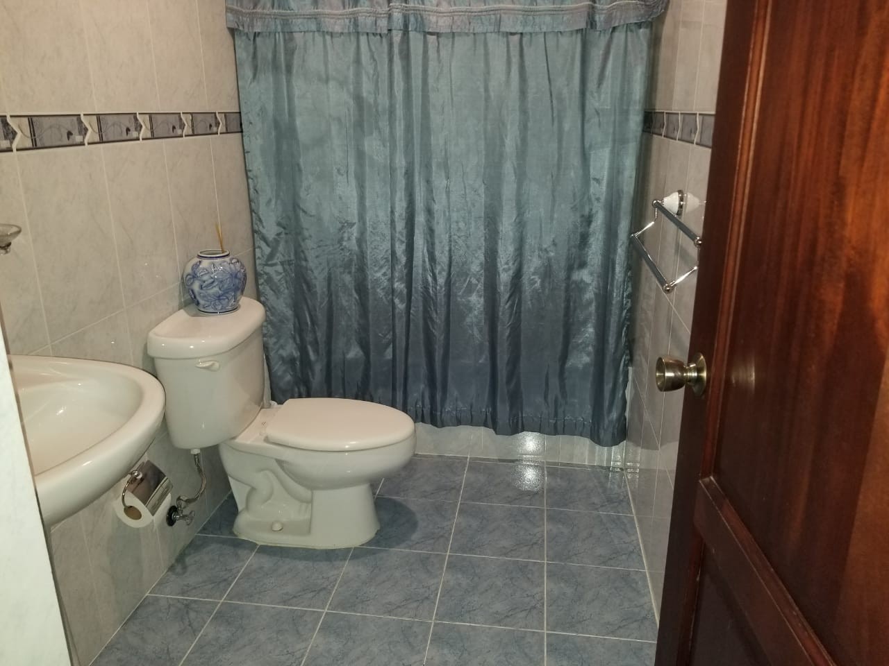 apartamentos - Apartamento en alquiler pasos de la Av. Enriquillo 3