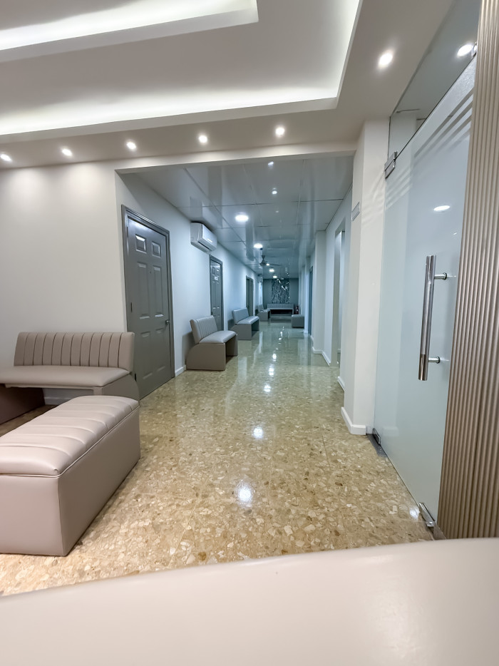 oficinas y locales comerciales - Consultorio  en Alquiler! Cerca plaza de la salud  3
