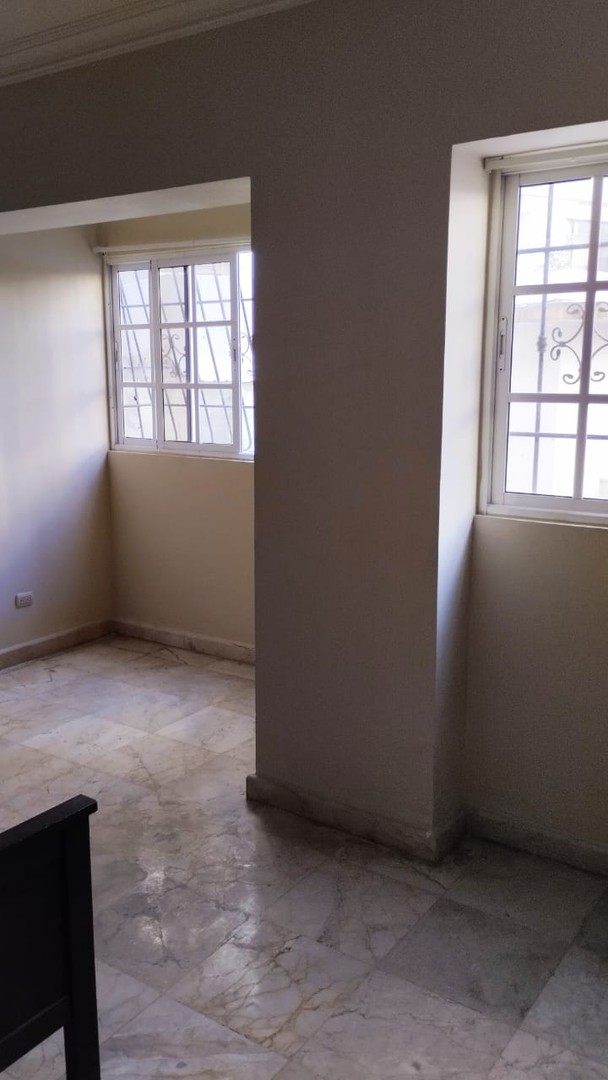 apartamentos - Apartamento clásico en Naco, Distrito Nacional. Segundo piso (A. Nueva) 1