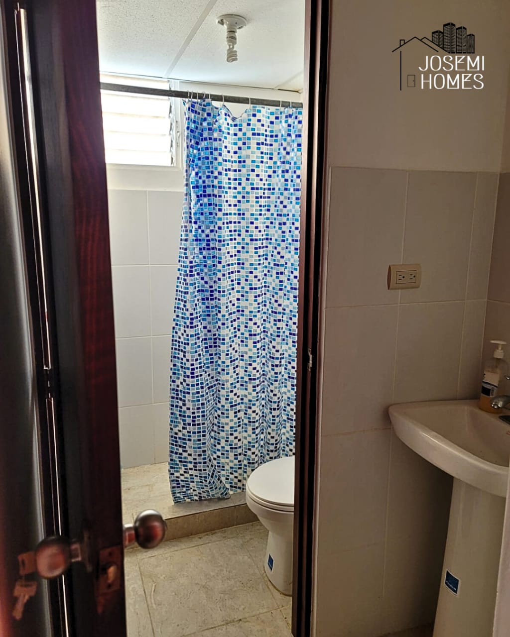 apartamentos - Apartamento económico en venta, 3er Nivel 4