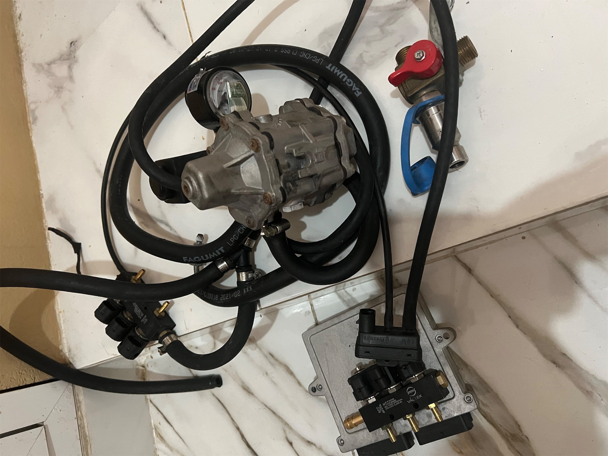 accesorios para vehiculos - Equipo completo de gas natural computarízado