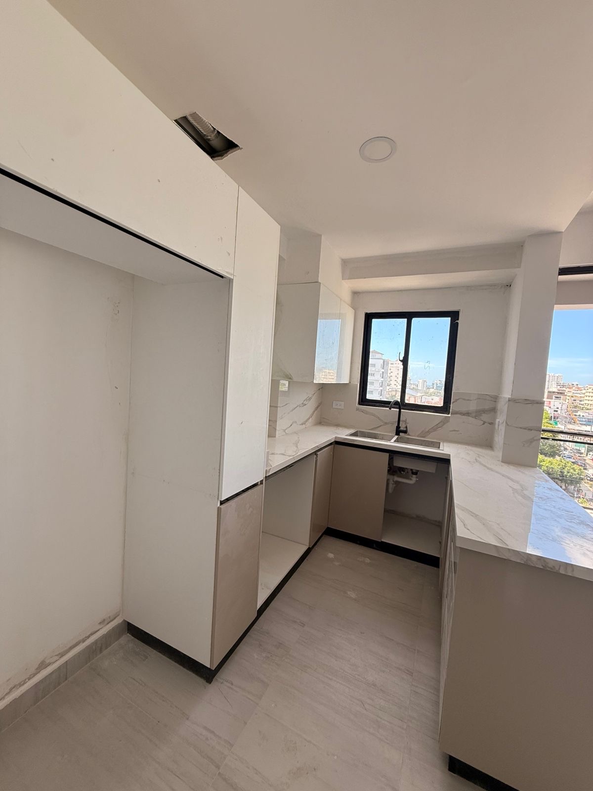 apartamentos - Apartamento en alquiler en Evaristo Morales  4
