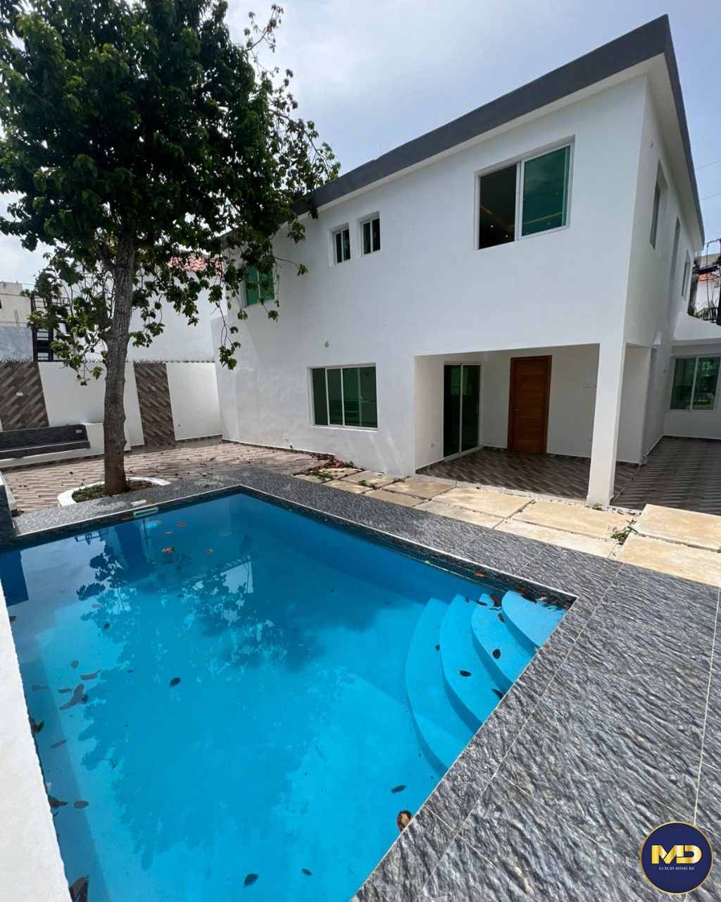 casas - Se Vende Casa de lujo con piscina ubicada en Prado Oriental, Aut. de San Isidro 8