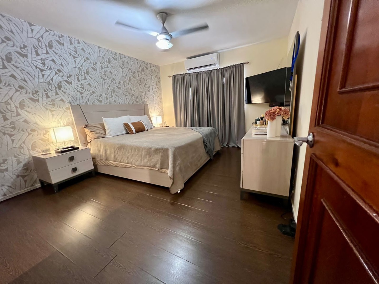 apartamentos - Se vende apartamento en Evaristo Morales 8