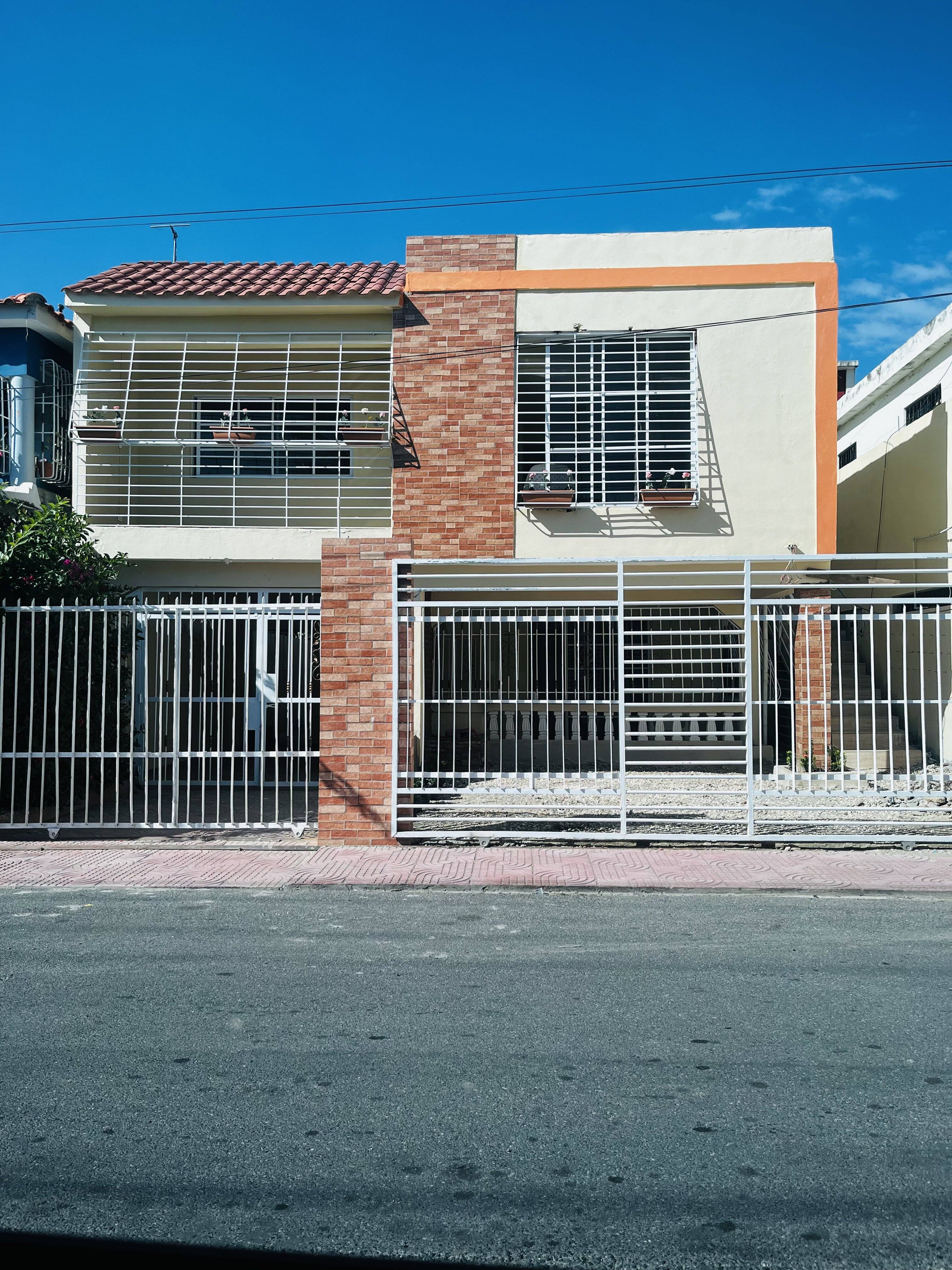 casas - CASA ALQUILER HAINAMOSA 25,000