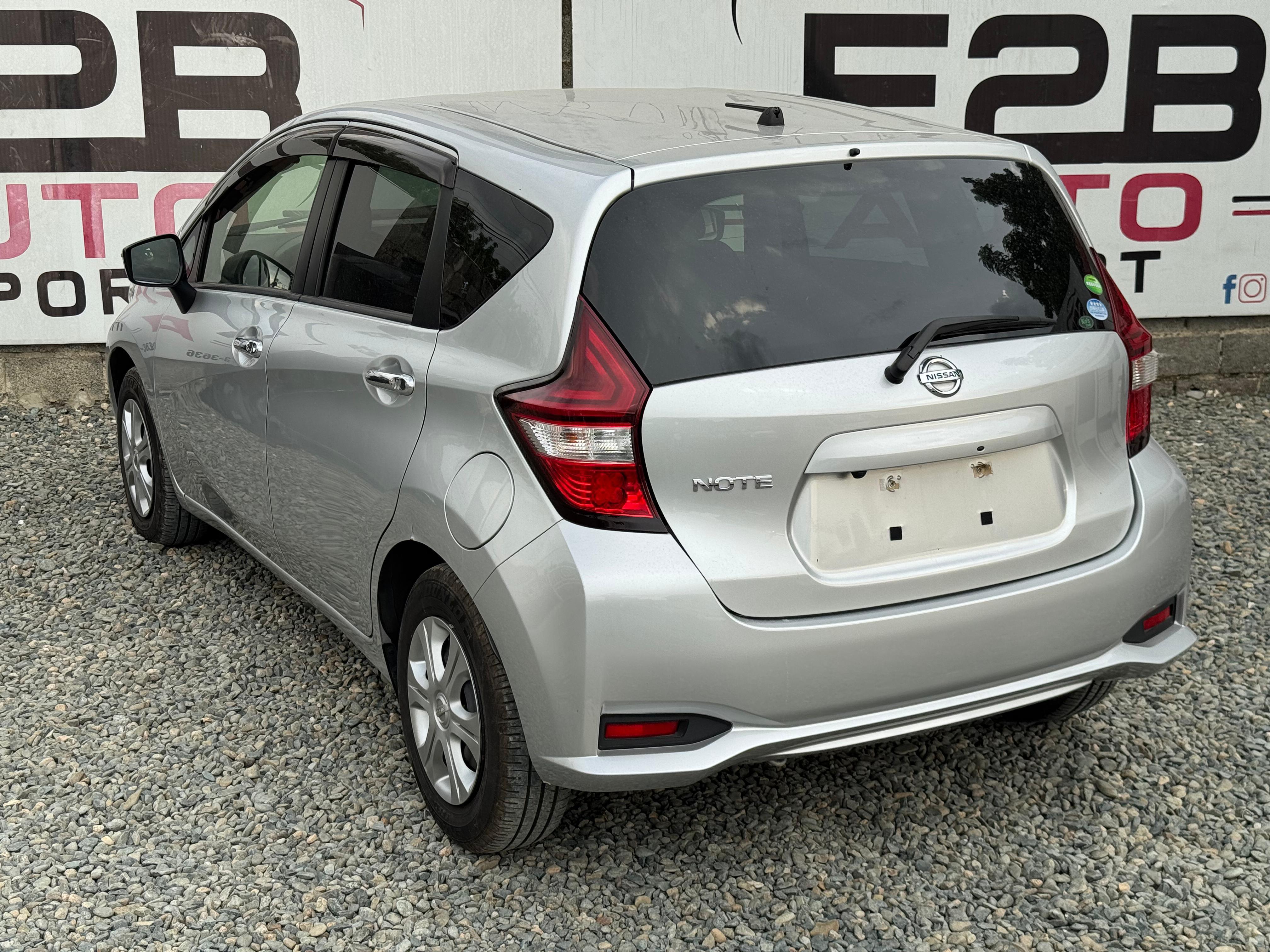 carros - OFERTA NISSAN NOTE- 50 MIL DE INICIAL 2