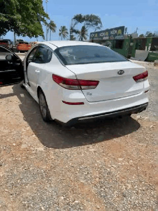 carros - Kia K5 2018 3