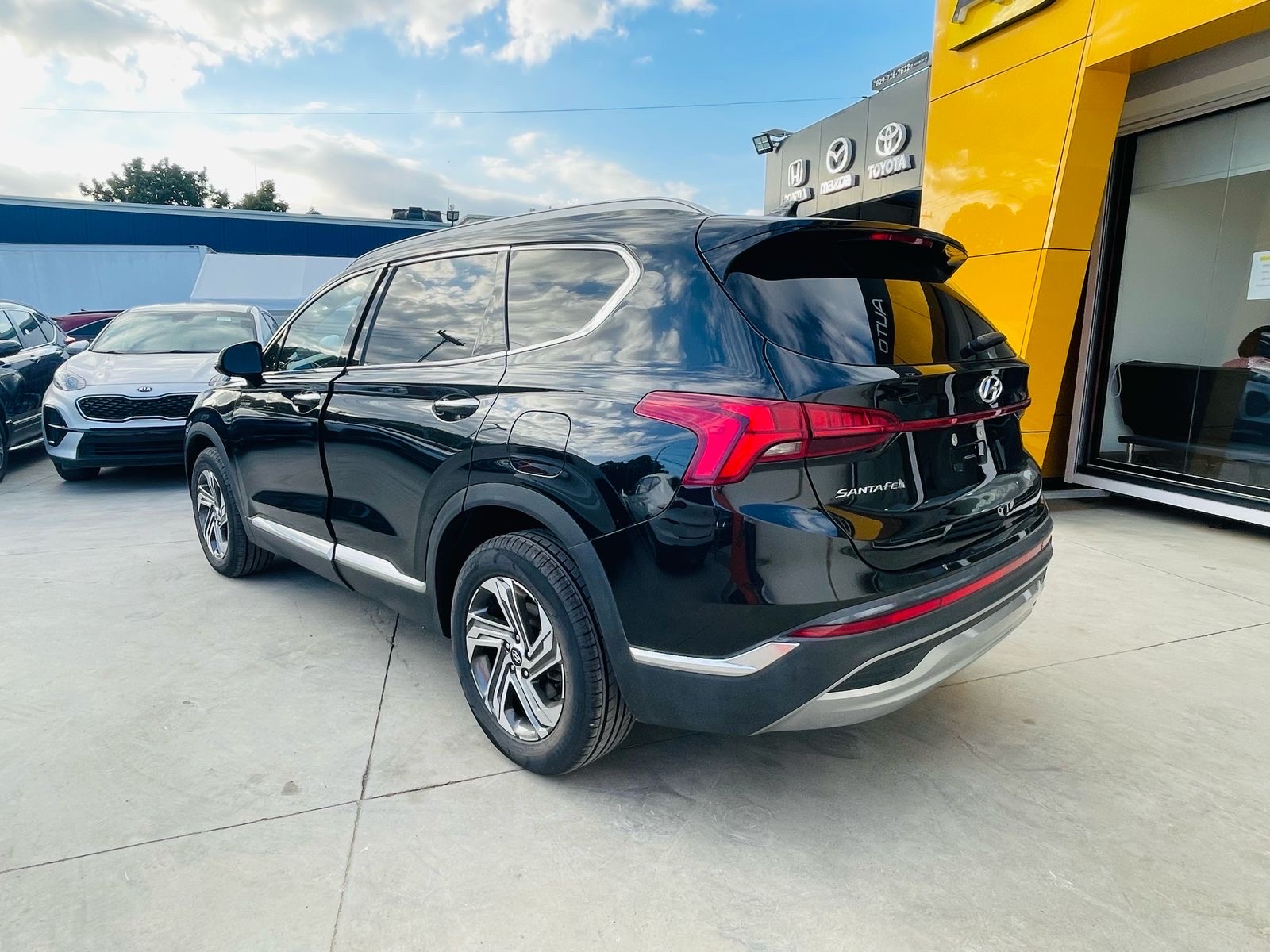 jeepetas y camionetas - HYUNDAI SANTA FE SEL 2021 ✅Cómo nueva 4