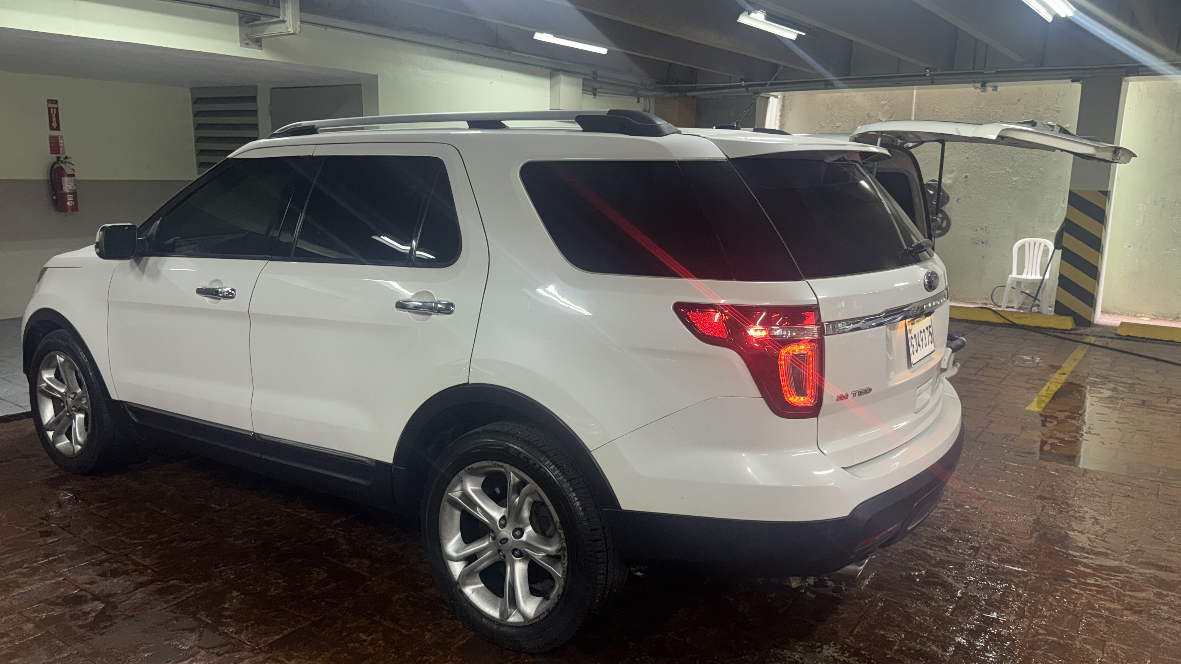 jeepetas y camionetas - Se vende de OPORTUNIDAD Ford explorer 2015 limited 1