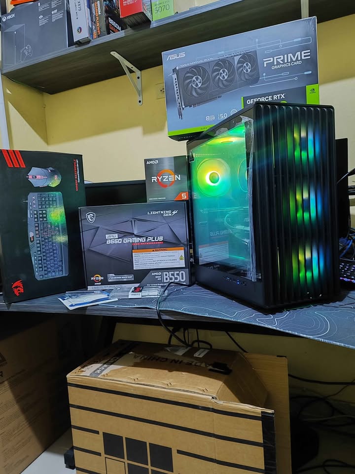 computadoras y laptops - PC GAMER DE OPORTUNIDAD RTX 5060 + 32 GB RAM DDR4 2