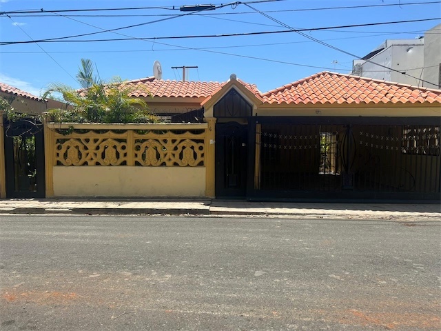 casas - Venta de casa de un nivel en la autopista de san Isidro prado oriental 0