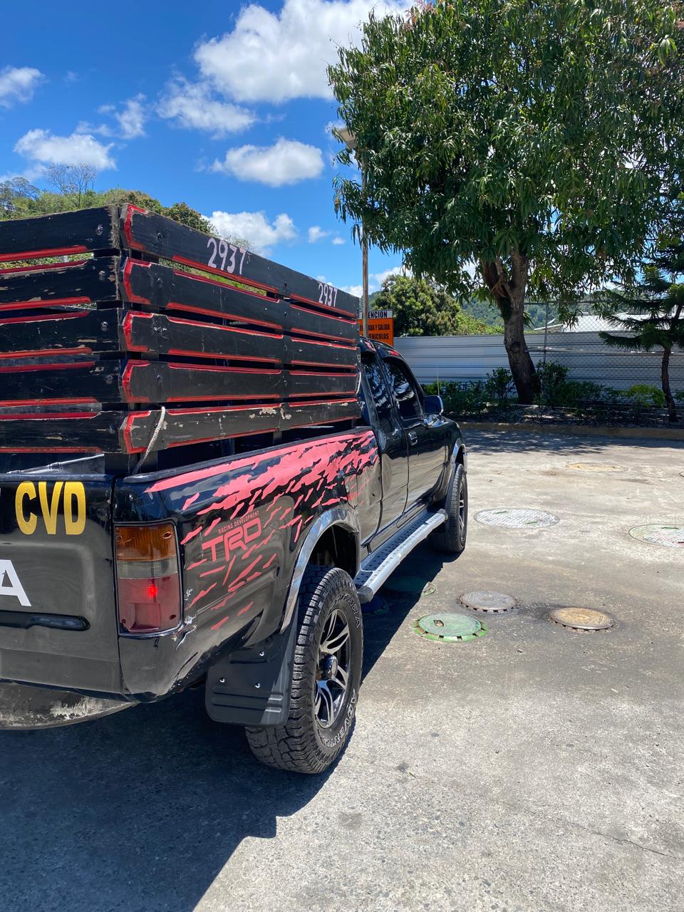jeepetas y camionetas - Toyota hilux 1992 9