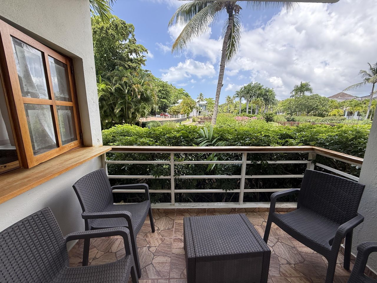 apartamentos - En venta apartamento frente al mar 9