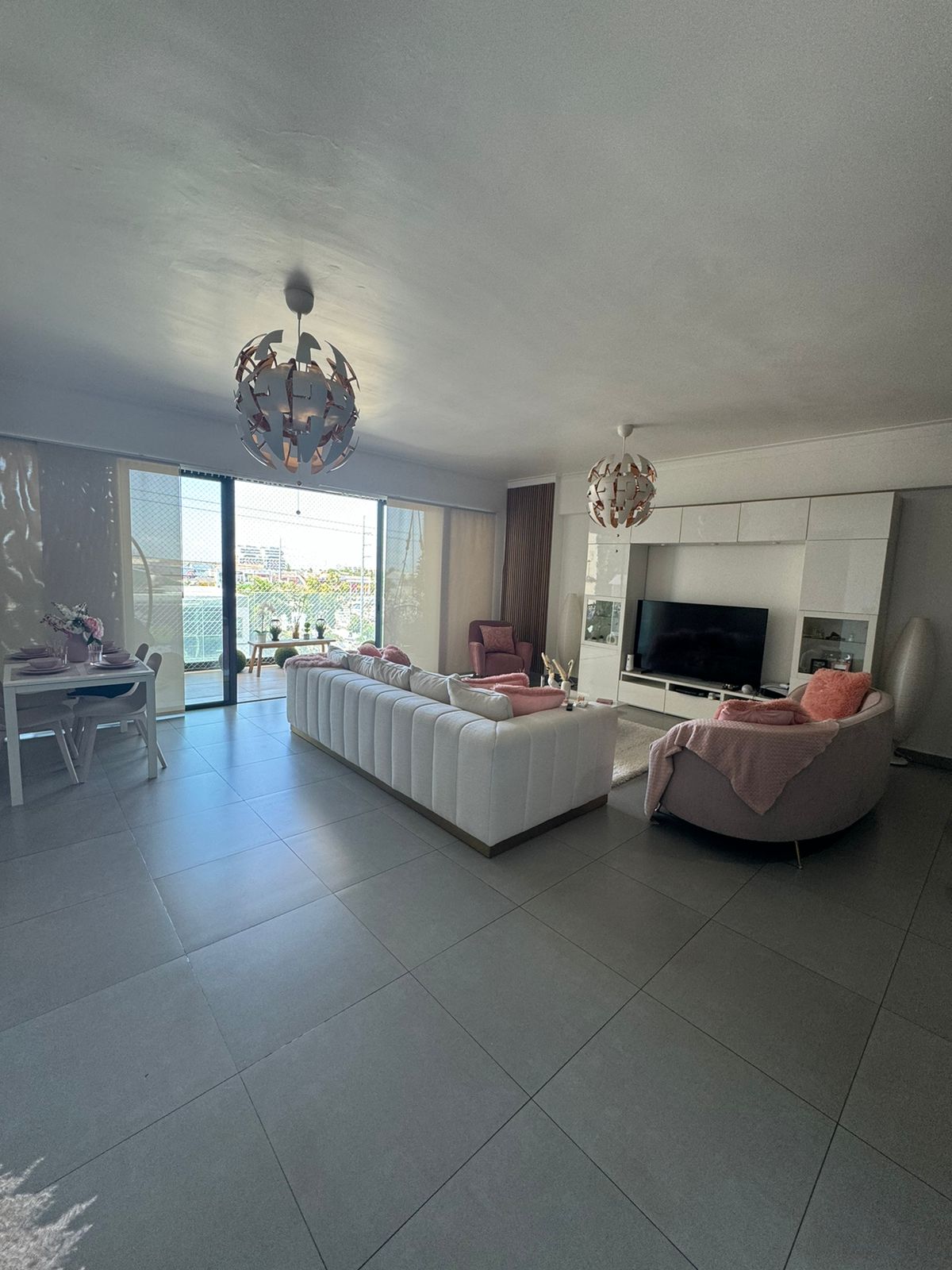 apartamentos - Venta de Apartamento en Serralles piso alto  9