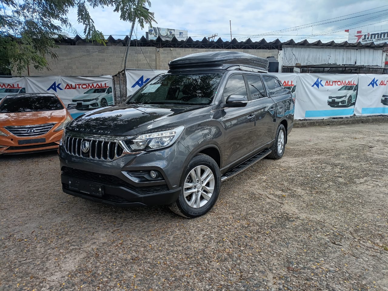 jeepetas y camionetas - KGM REXTON 2019 GRIS OSCURO DIESEL 3