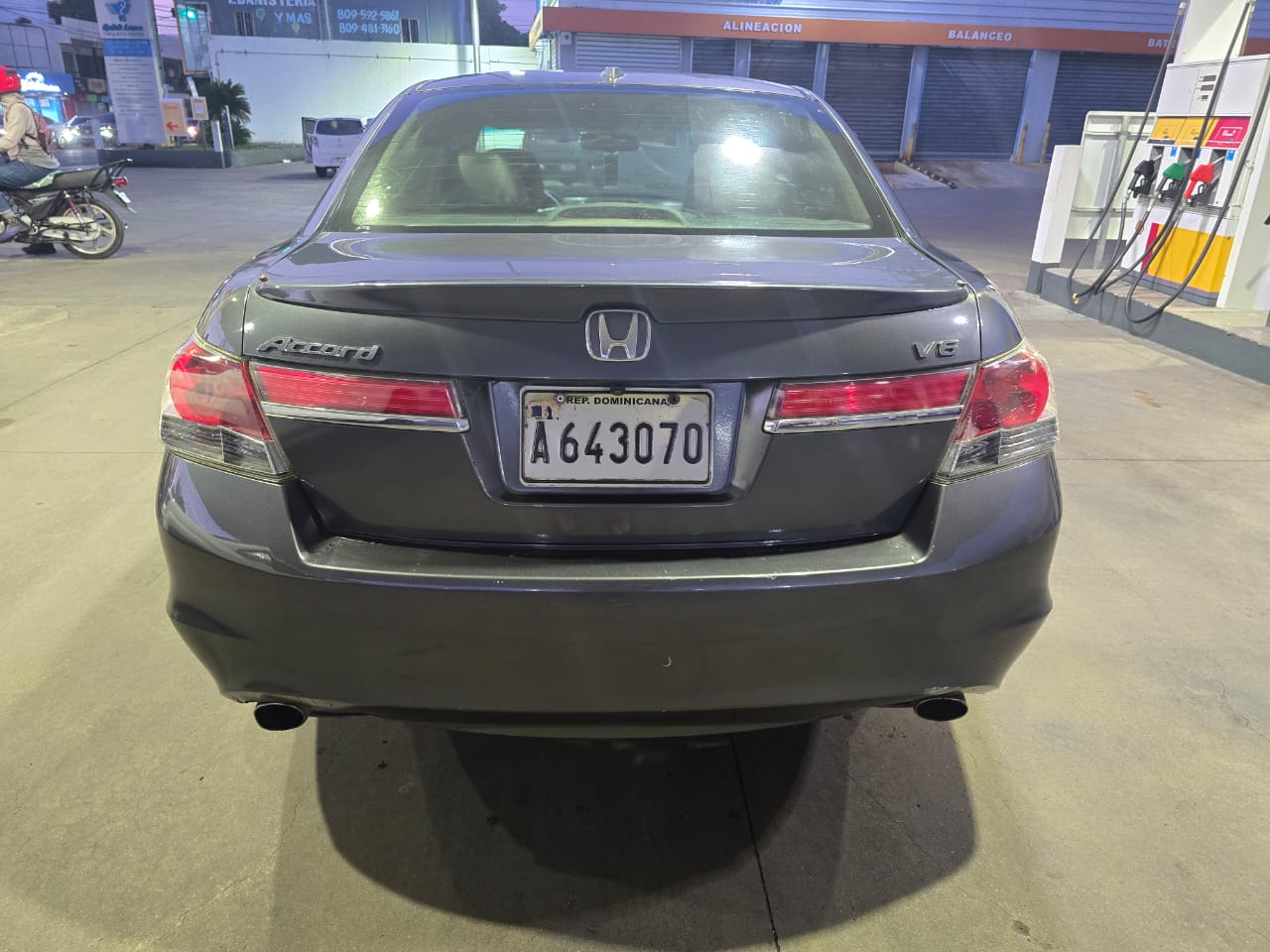 carros - HONDA ACCORD 2010 EL FULL CON SUNROOF Y LEATHER 3