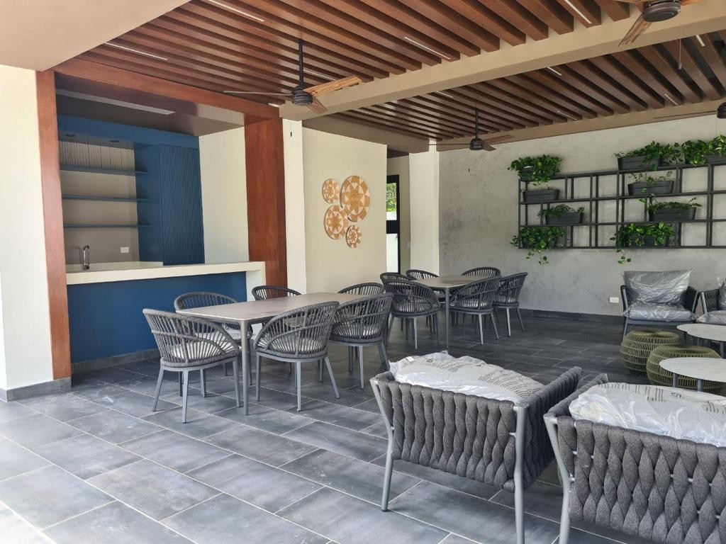 apartamentos - Lujoso Apartamento Ubicado en la Exclusiva Zona La Trinitaria  6