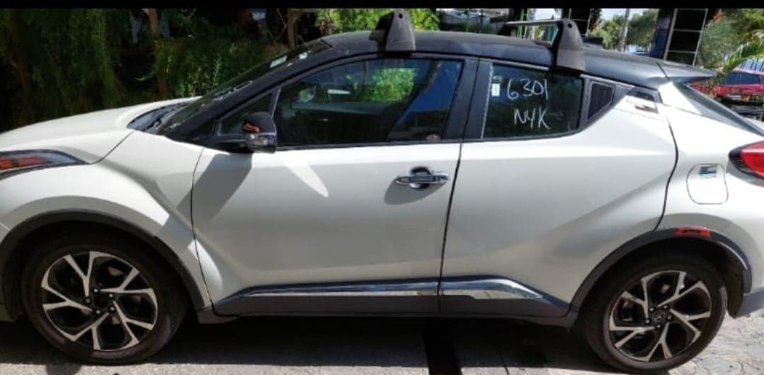 jeepetas y camionetas - Toyota CHR 2019 Full, Bicolor, Clean Carfax, No F 2