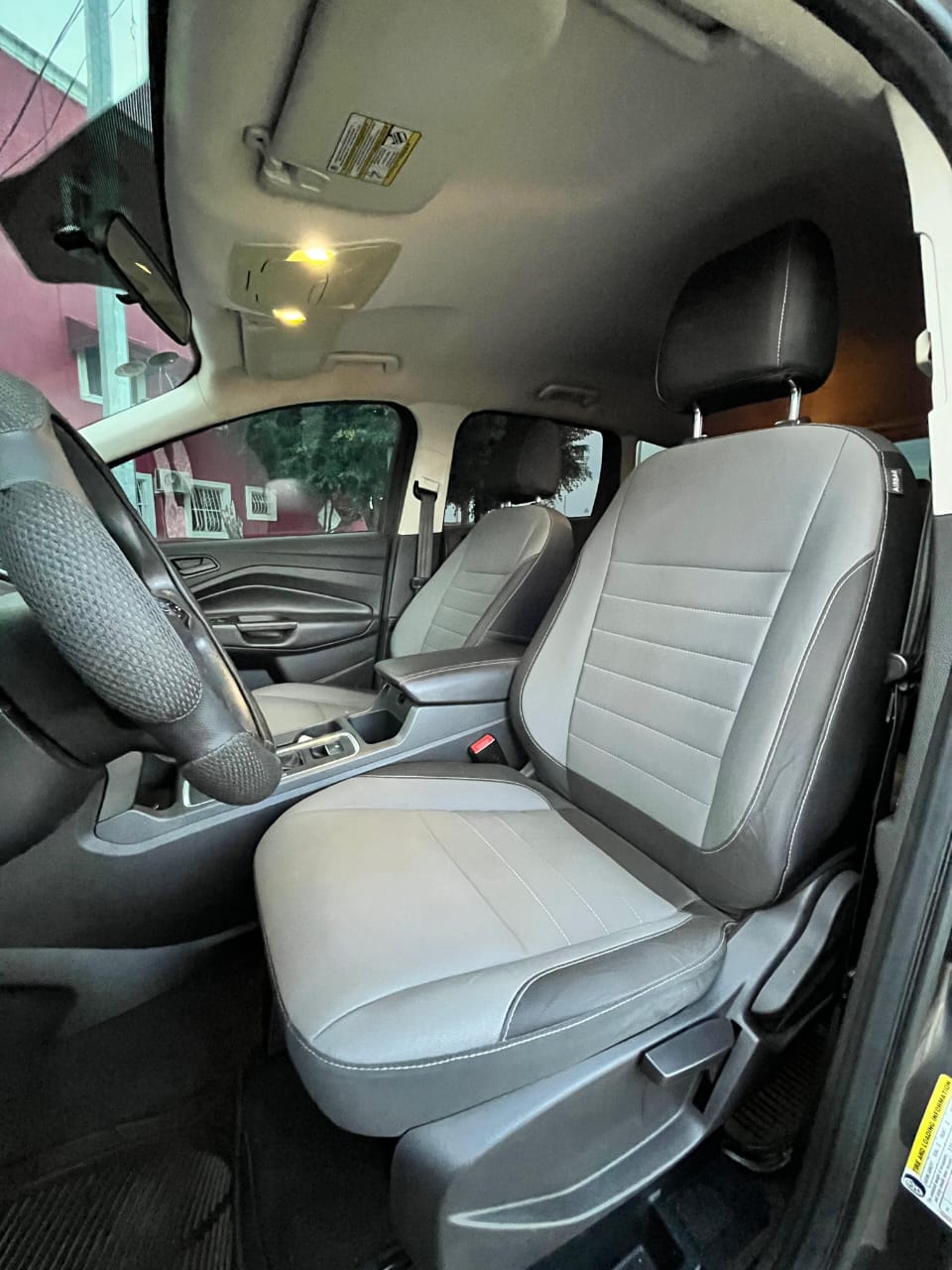 jeepetas y camionetas - 2017 Ford Escape S 2