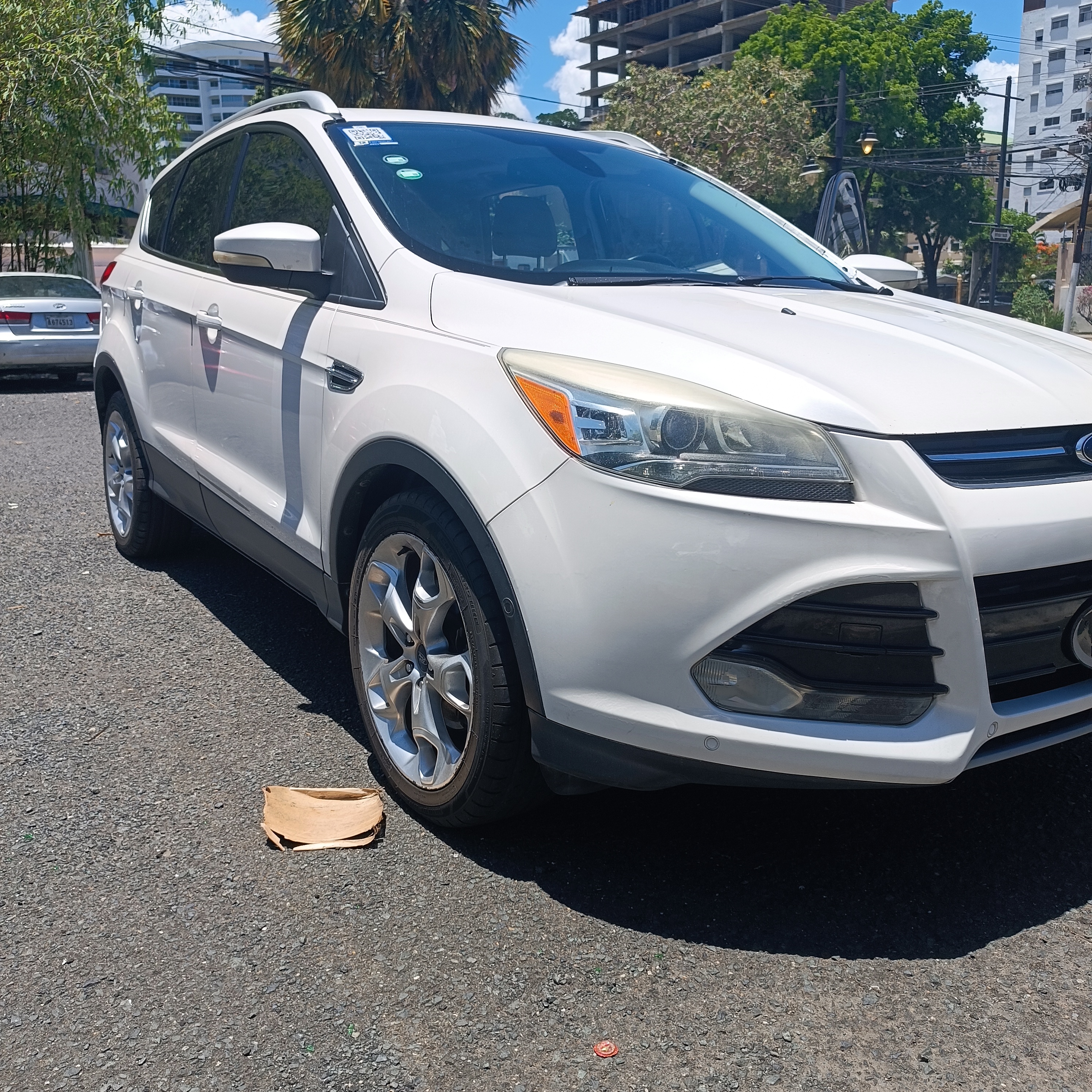 jeepetas y camionetas - 🔥 ¡OPORTUNIDAD! Ford Escape Titanium 2014 3
