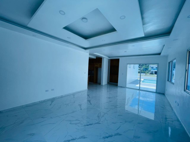 casas - Lo que busca casa moderna próximo a playa dorada a buen precio lista para usted 2