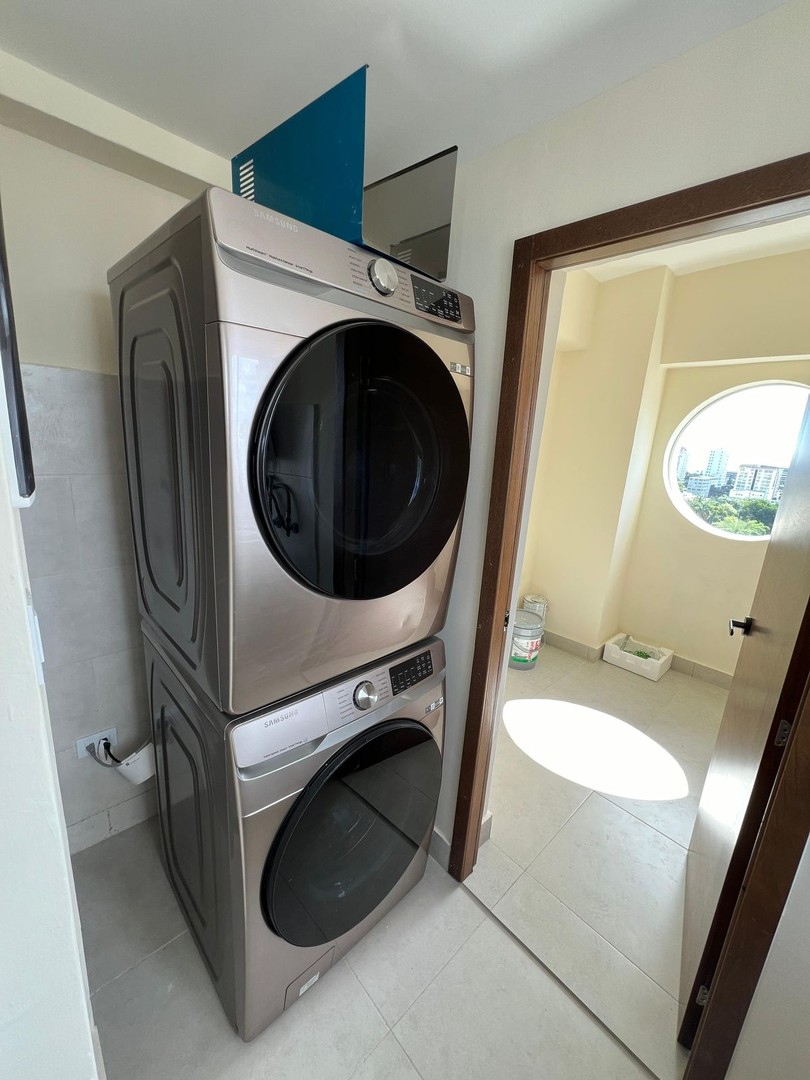apartamentos - Apartamento nuevo en El Evaristo Morales Con Linea Blanca Disponible  7