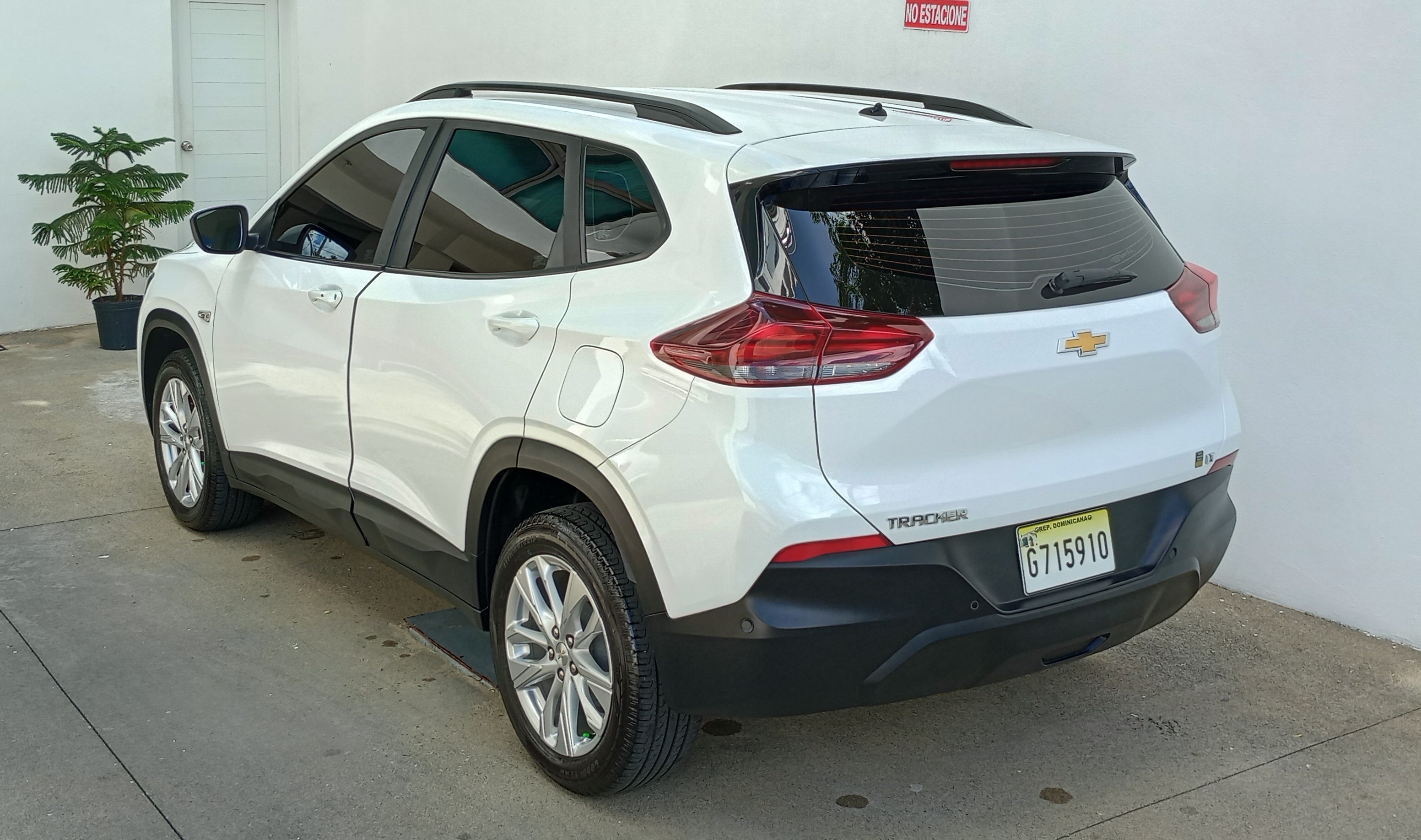 jeepetas y camionetas - CHEVROLET TRACKER LT 2023 2