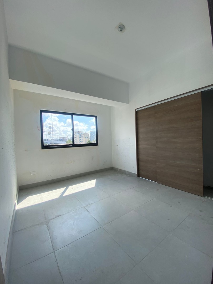 apartamentos - Naco nuevo 3 habitaciones 3.5 banos 2 parqueos balcon 6