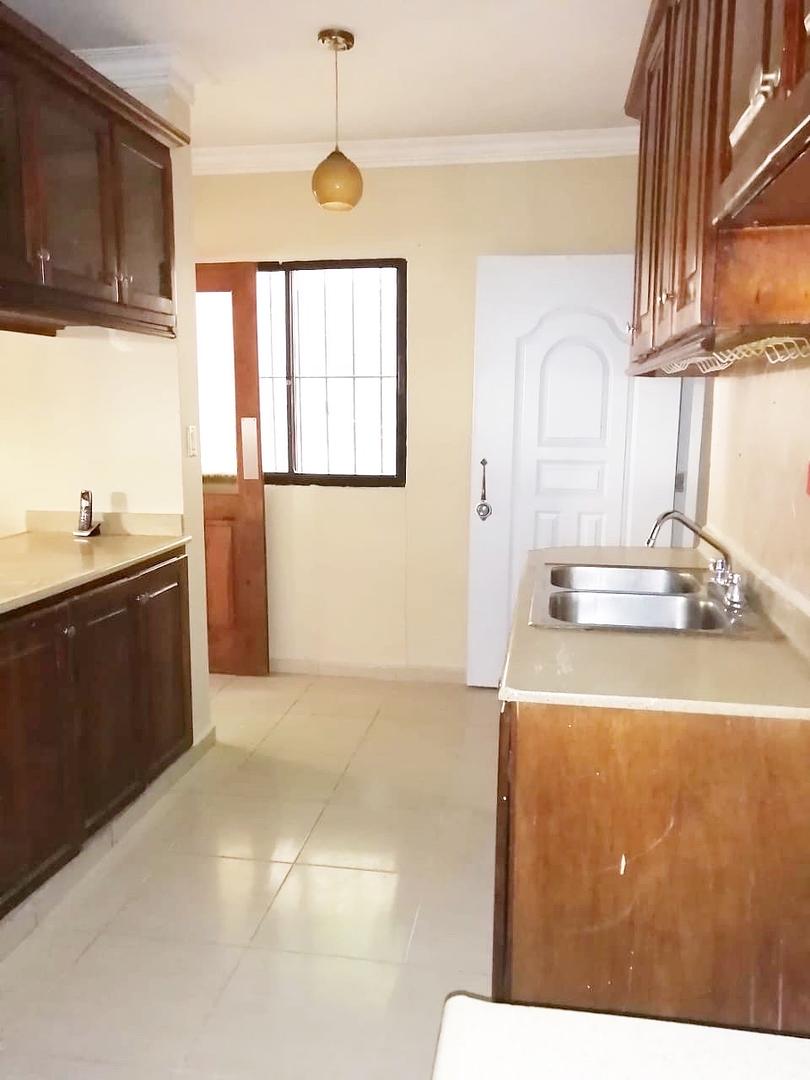 apartamentos - hermoso apartamento en una zona céntrica en el millón  3