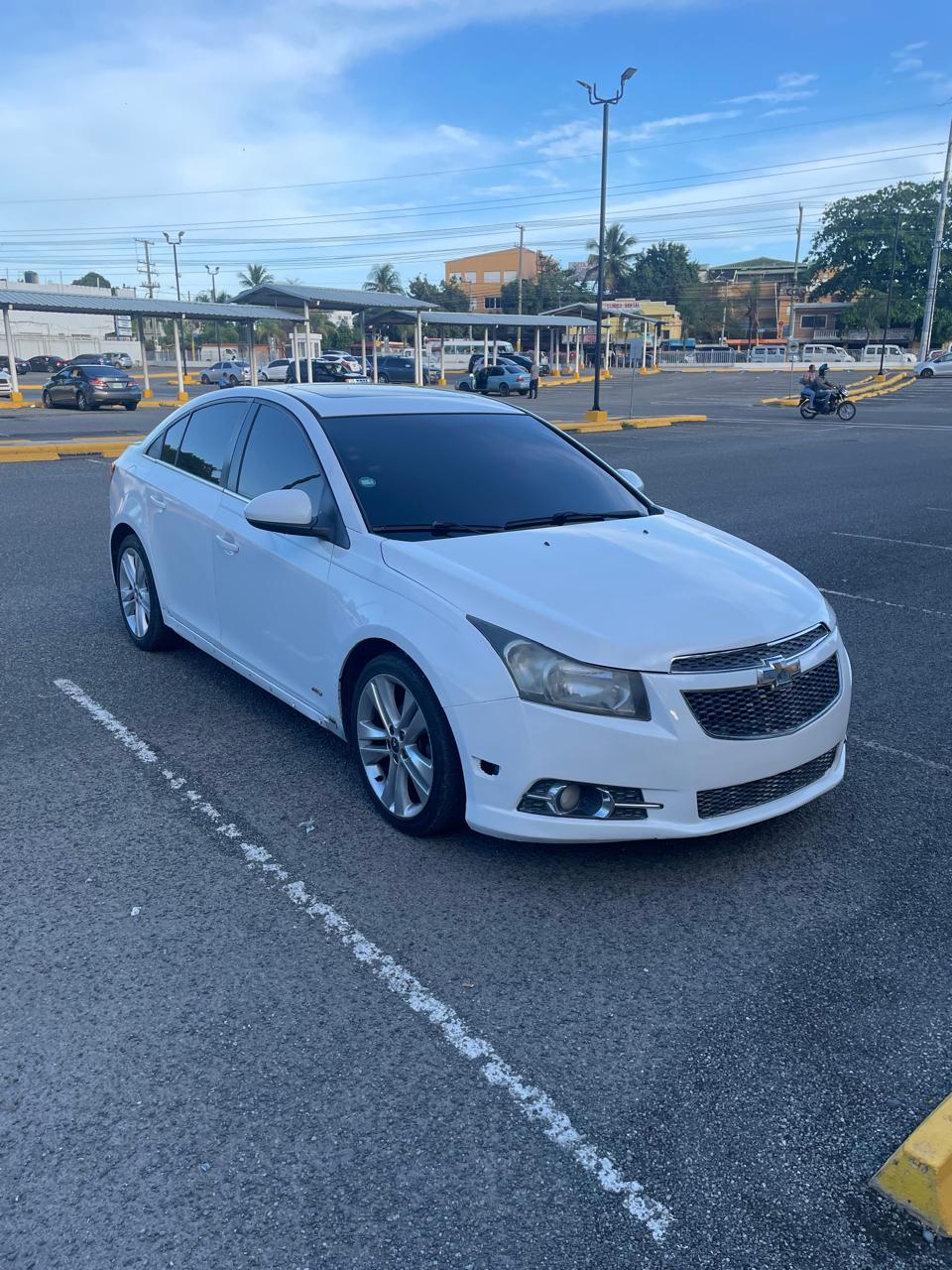 carros - Chevrolet Cruze cómo nuevo aire motor y transmisió