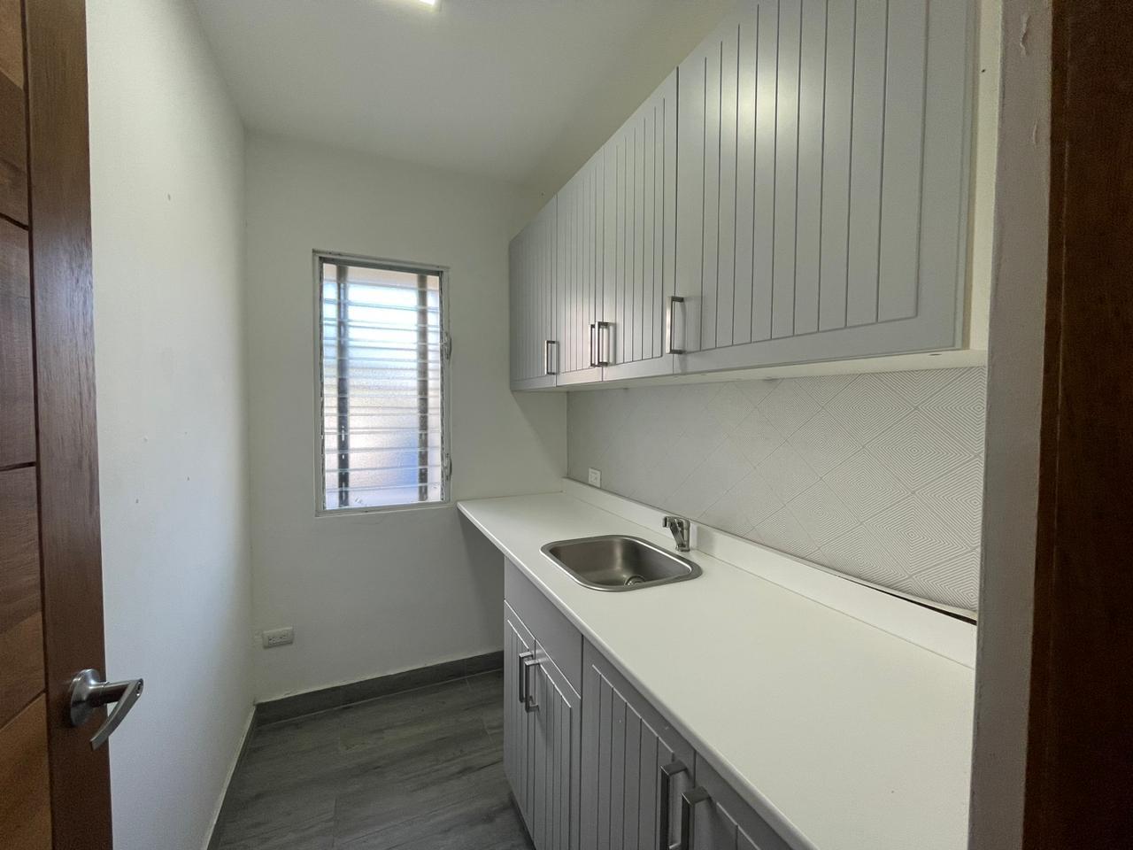 oficinas y locales comerciales - Oficina alquiler Piantini 7
